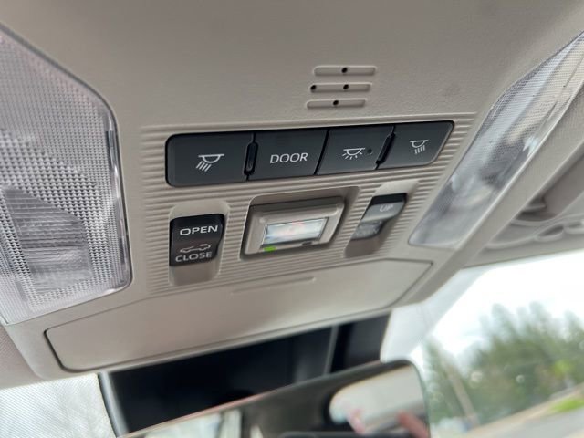 Used 2024 Toyota RAV4 XLE image 41