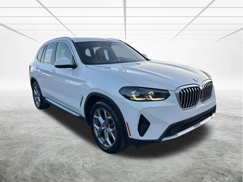 Used 2022 BMW X3 sDrive30i w/ Convenience Package image 2