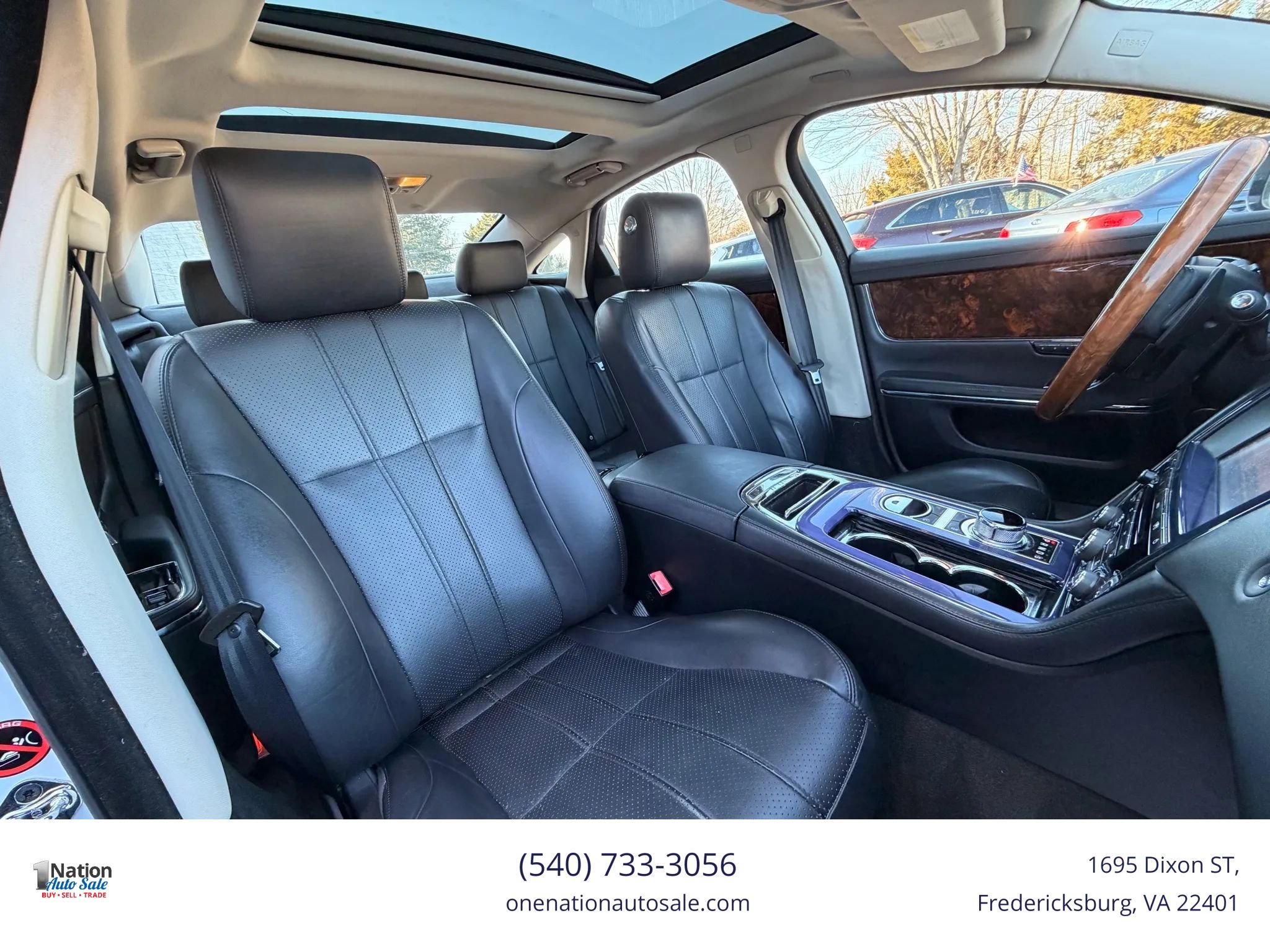 Used 2011 Jaguar XJ RWD image 17