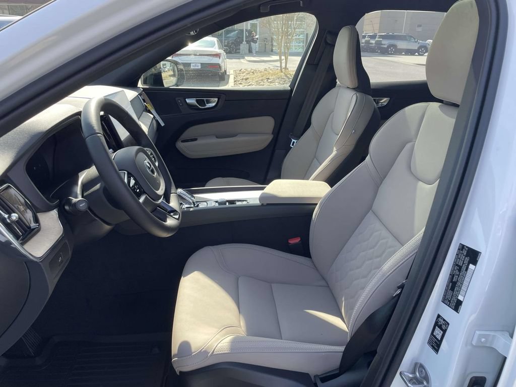New 2026 Volvo XC60 B5 Plus w/ Protection Package Premier AWD/4WD image 8