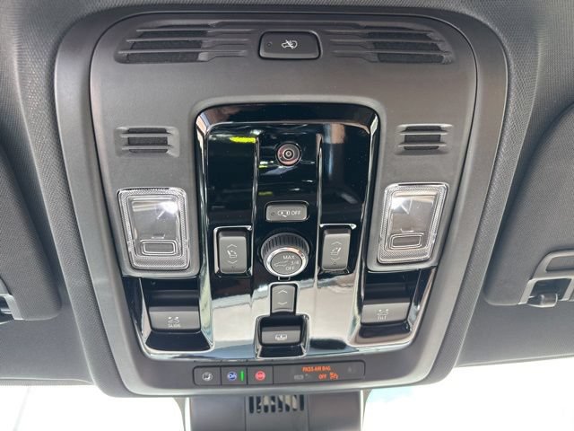 New 2026 Chevrolet Suburban High Country AWD/4WD image 25