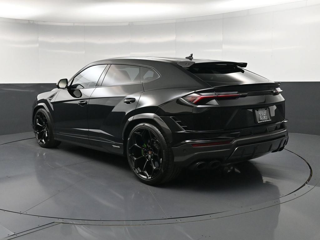 Used 2024 Lamborghini Urus Performante AWD/4WD image 3