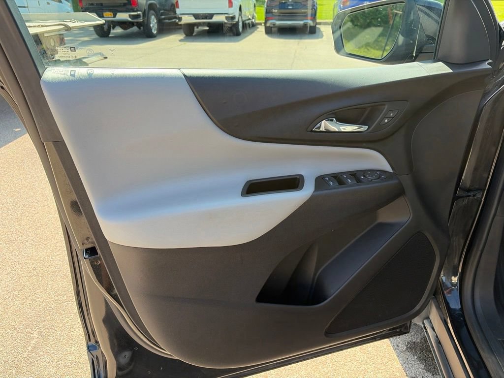 Used 2024 Chevrolet Equinox LS w/ LS Convenience Package AWD/4WD image 21