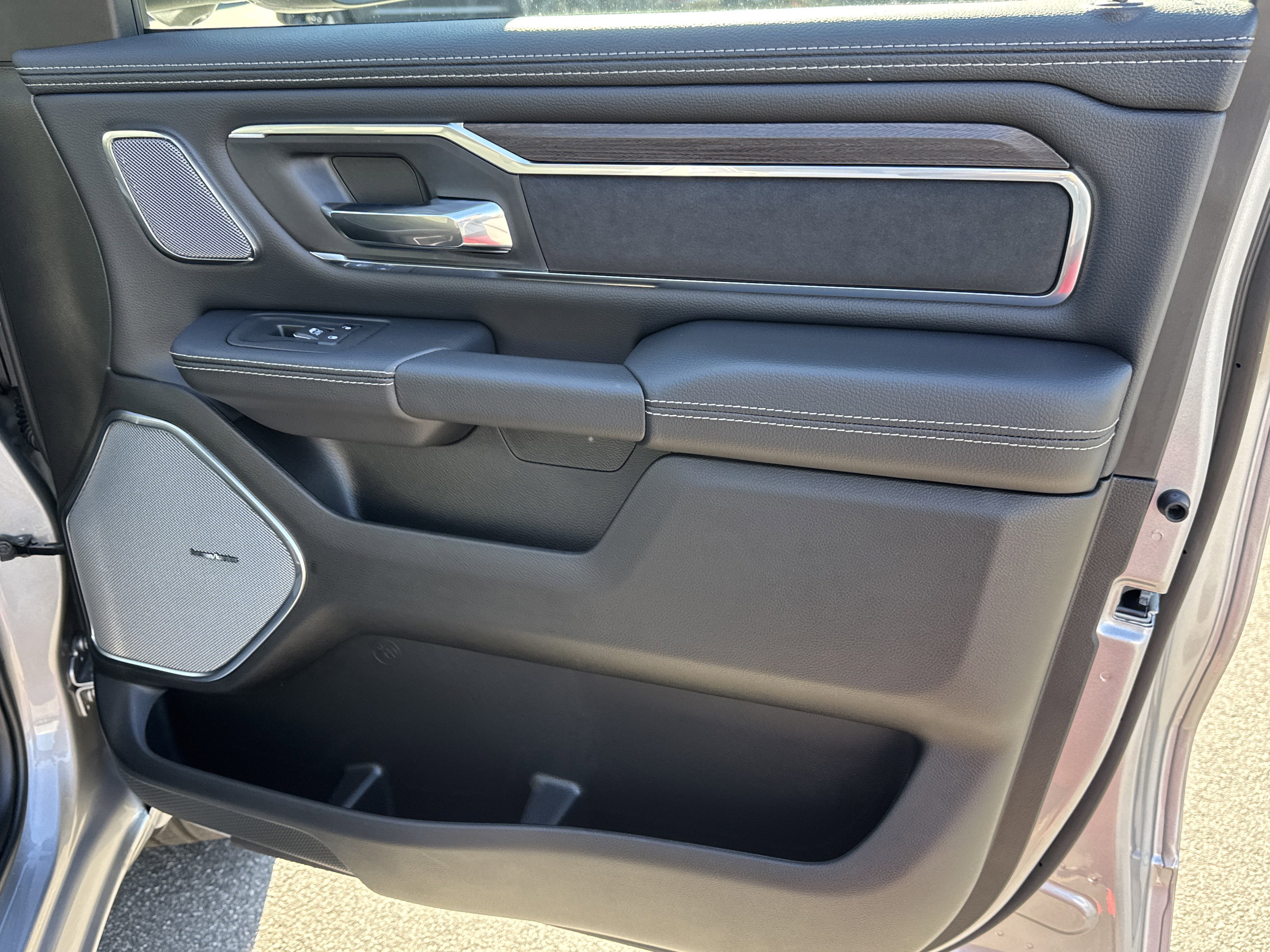 New 2026 RAM 1500 Laramie w/ Night Edition image 19