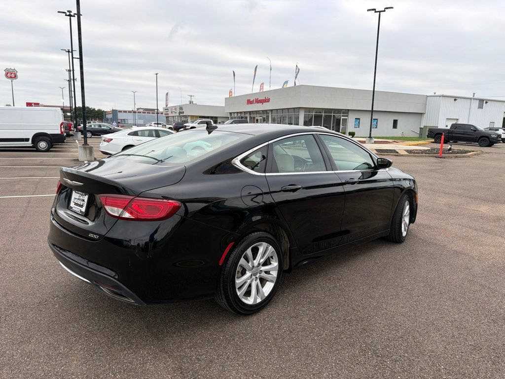 Used 2016 Chrysler 200 Limited w/ Anniversary Edition FWD image 6