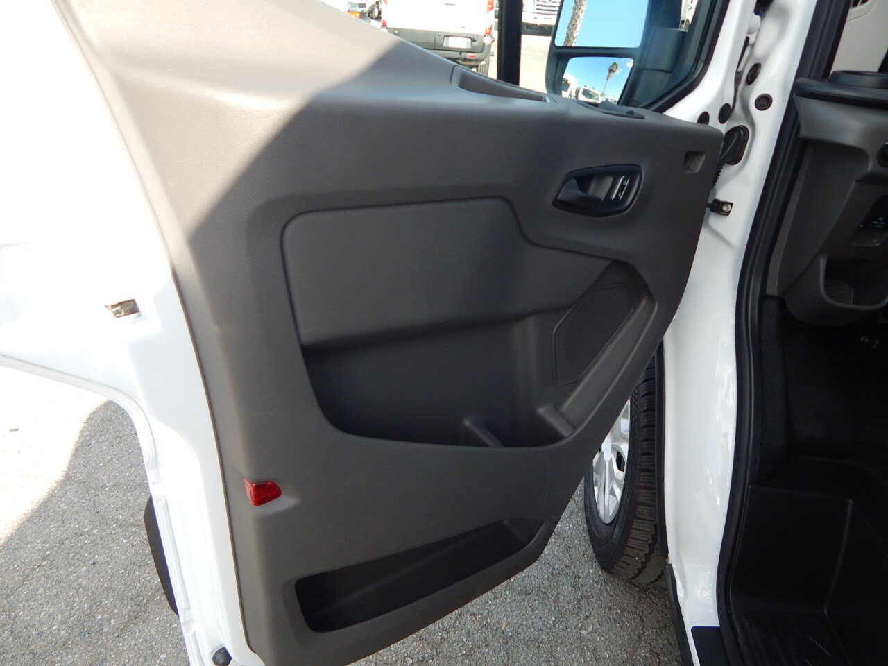 Used 2025 Ford Transit 250 Low Roof w/ Exterior Upgrade Package RWD image 18