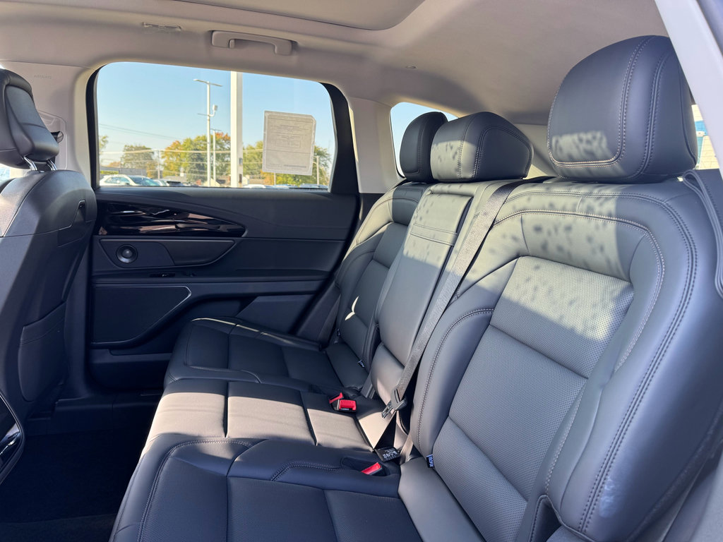 New 2026 Lincoln Nautilus Premier w/ Equipment Group 102A image 22