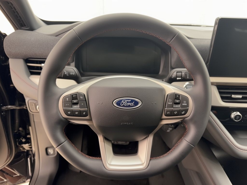 New 2027 Ford Explorer Active RWD image 10