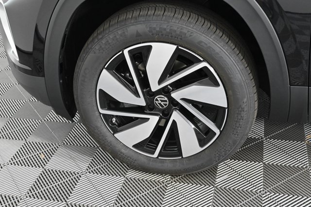 New 2026 Volkswagen Atlas SE image 30