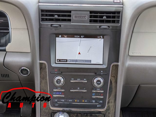 Used 2017 Lincoln Navigator Select RWD image 23