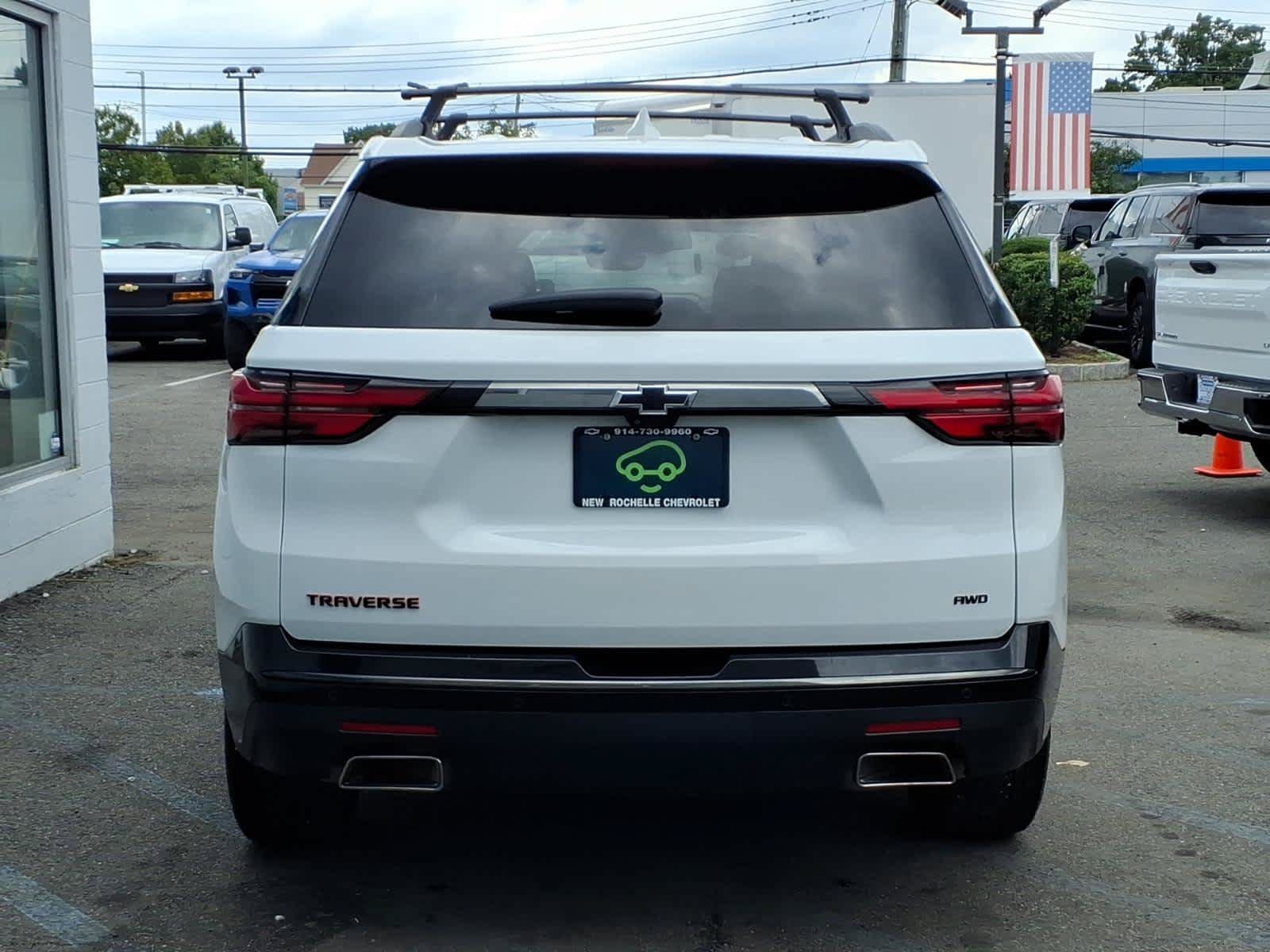 Certified 2023 Chevrolet Traverse Premier w/ Redline Edition AWD/4WD image 5