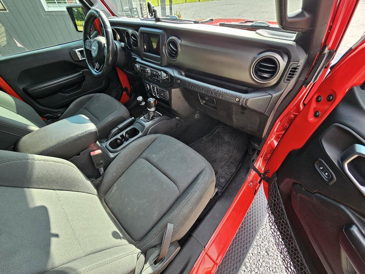 Used 2019 Jeep Wrangler Sport AWD/4WD image 24
