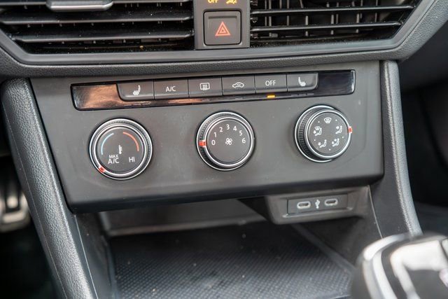 Used 2024 Volkswagen Jetta Sport image 26