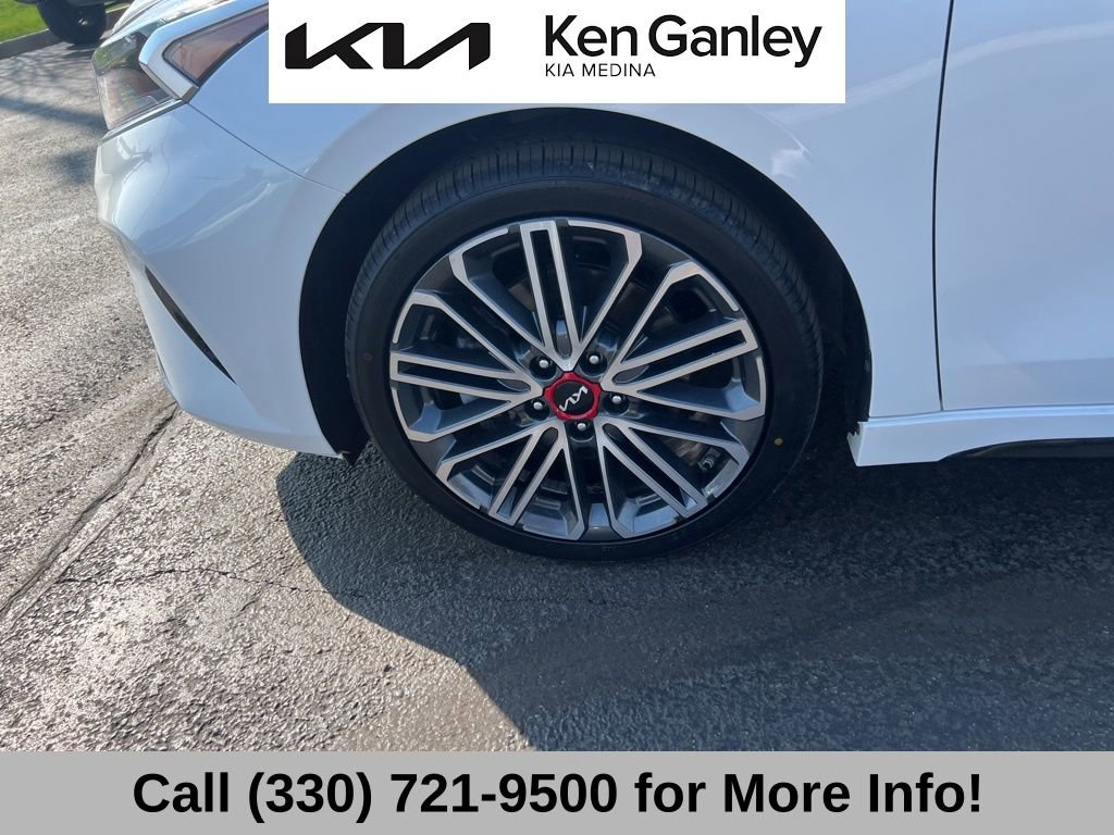 Certified 2022 Kia Forte GT image 17