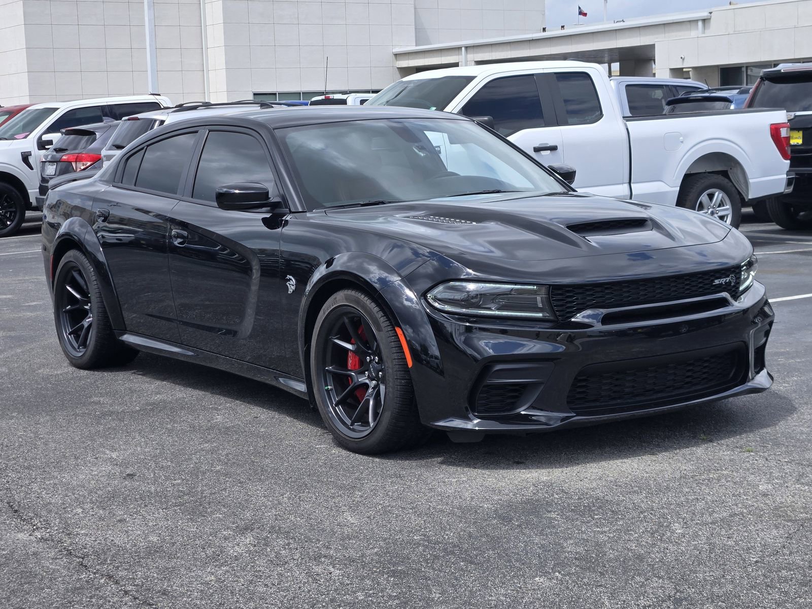 Used 2023 Dodge Charger SRT Hellcat w/ Harman/Kardon Audio Group image 3