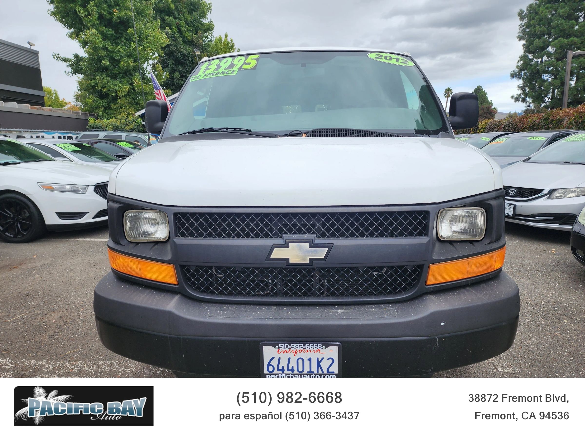 Used 2012 Chevrolet Express 2500 image 2