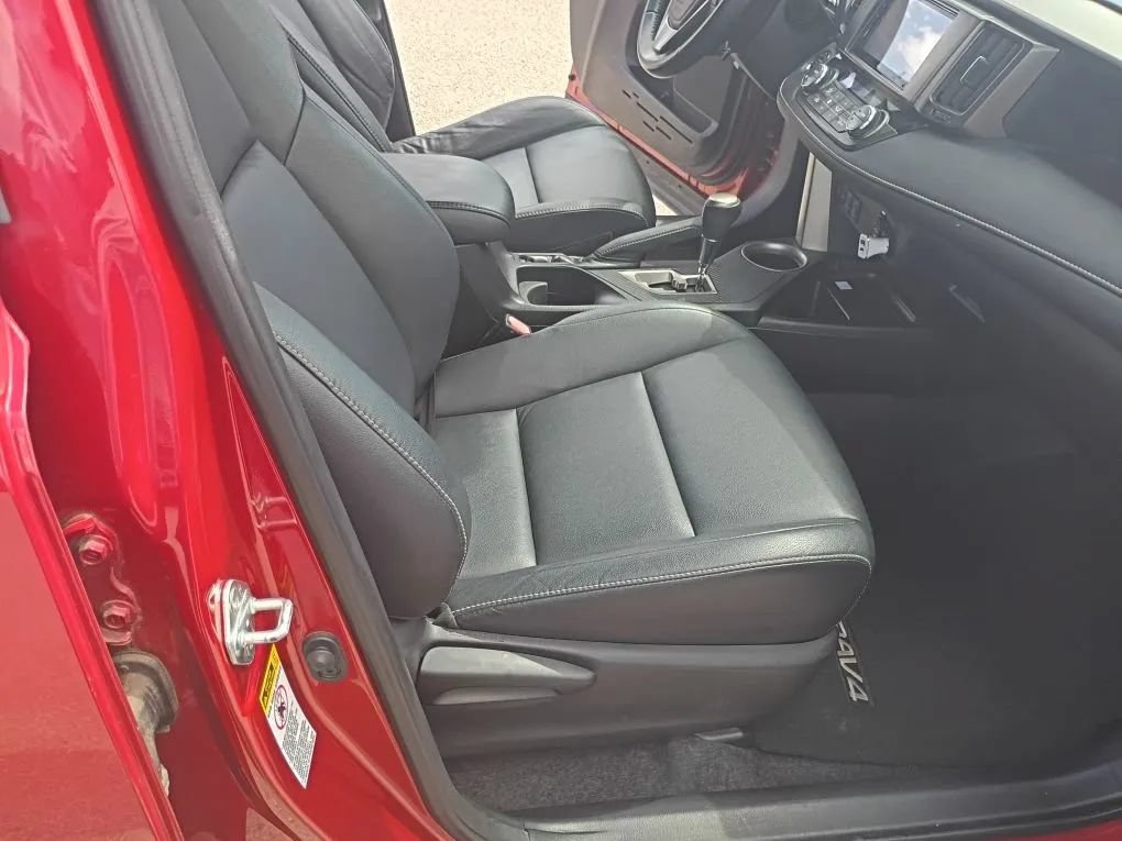 Used 2013 Toyota RAV4 Limited FWD image 18