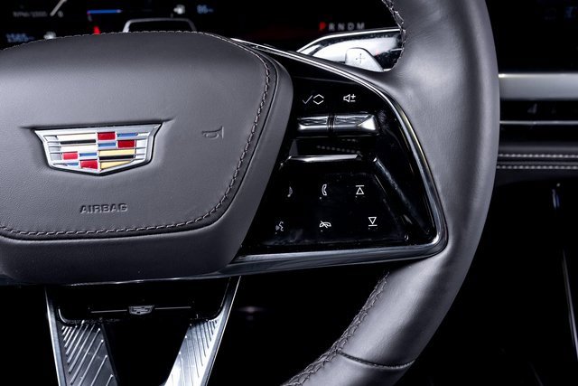 Used 2025 Cadillac Escalade V image 37