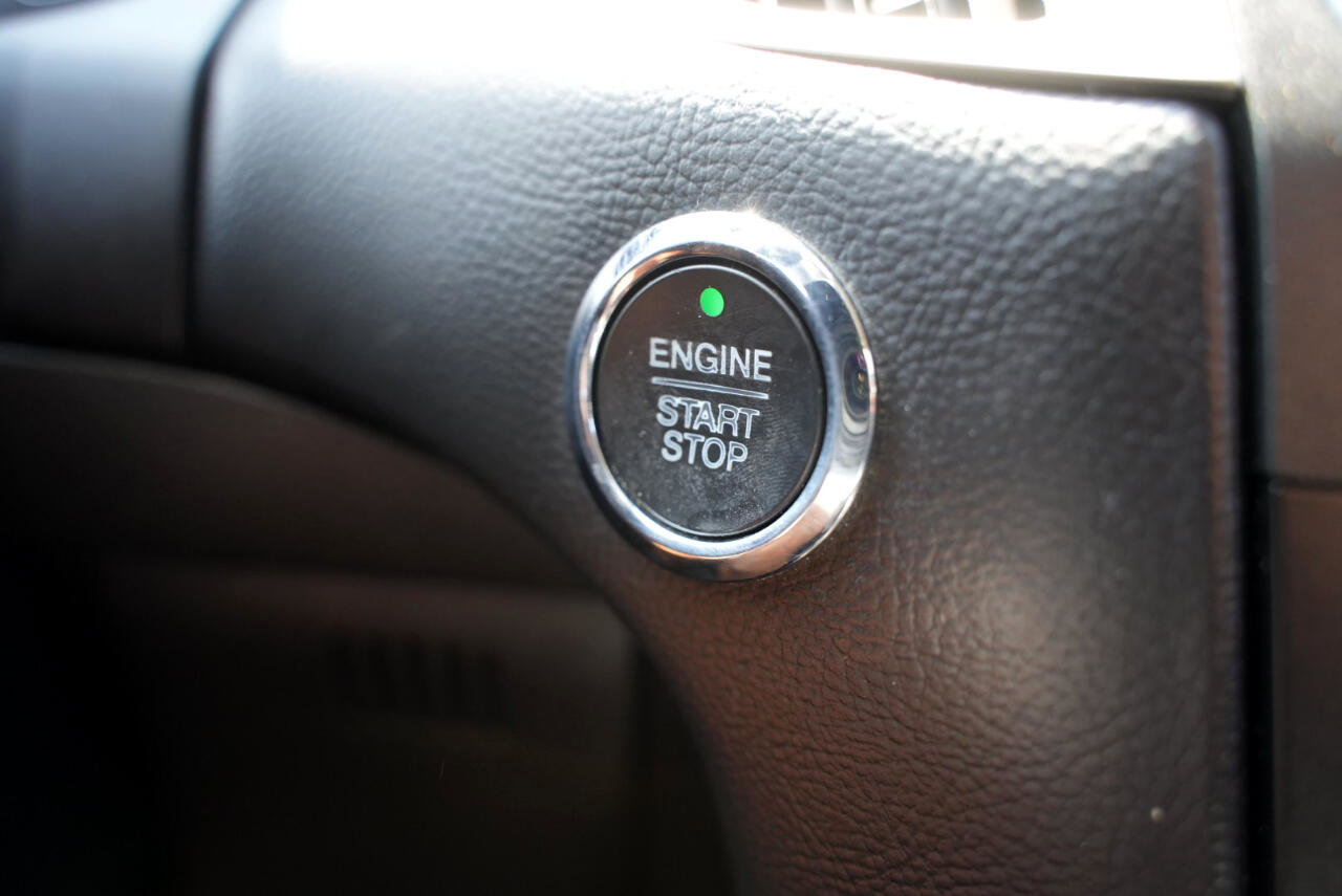 Used 2019 Ford Edge SEL w/ Equipment Group 201A image 36