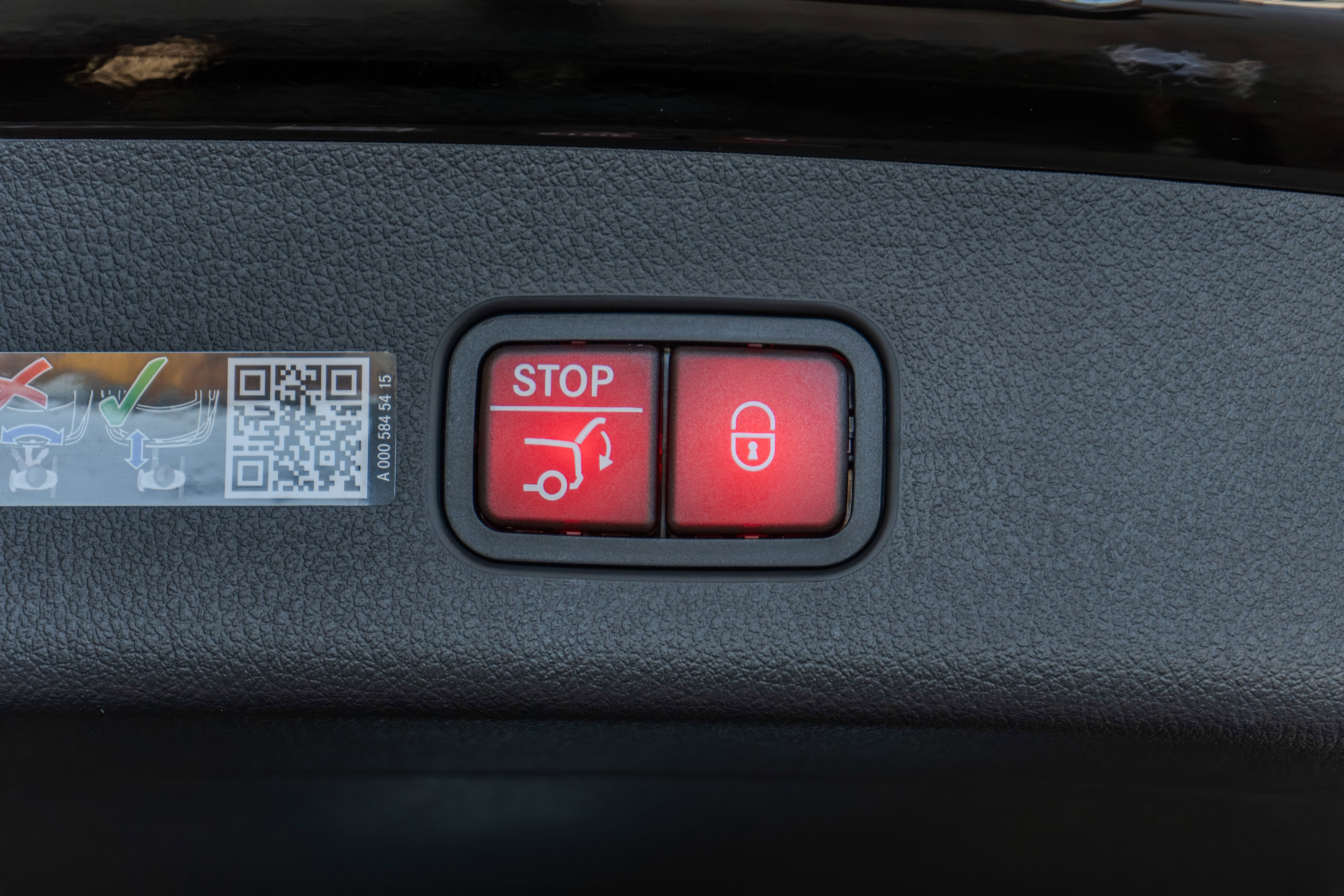 New 2026 Mercedes-Benz GLC 300 4MATIC image 35