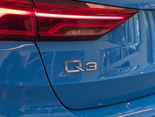 Used 2019 Audi Q3 2.0T Premium Plus image 11