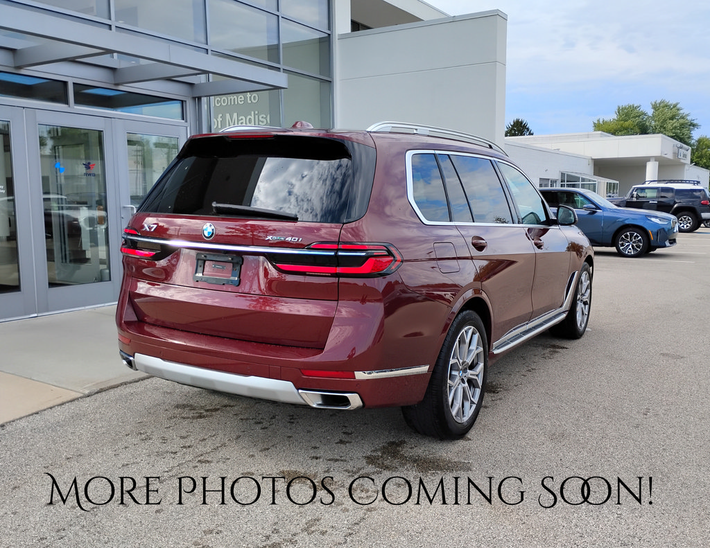 Used 2026 BMW X7 xDrive40i AWD/4WD image 3