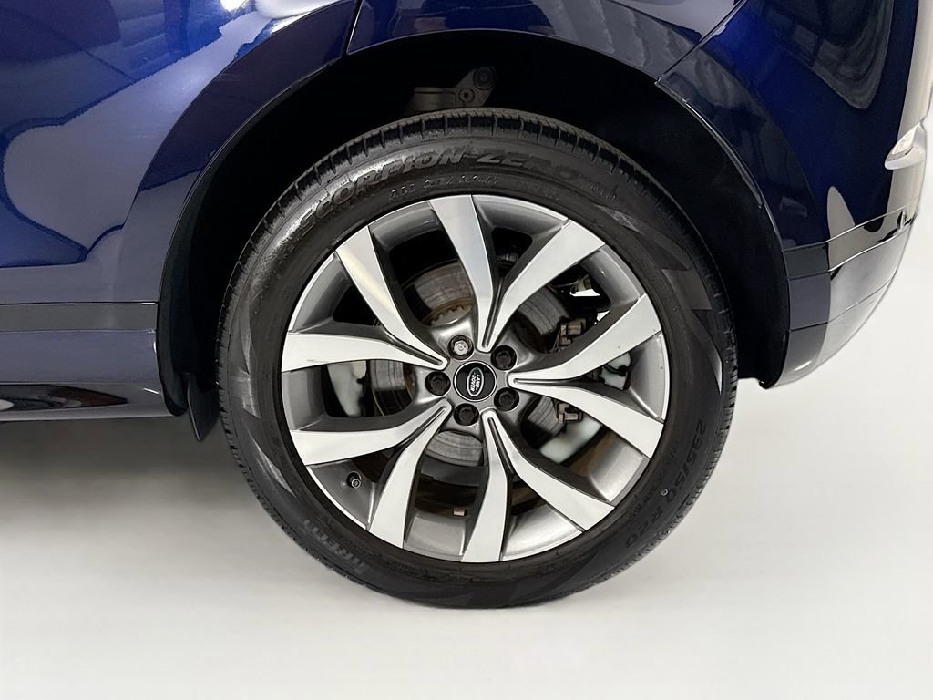 Used 2023 Land Rover Range Rover Evoque R-Dynamic S image 32