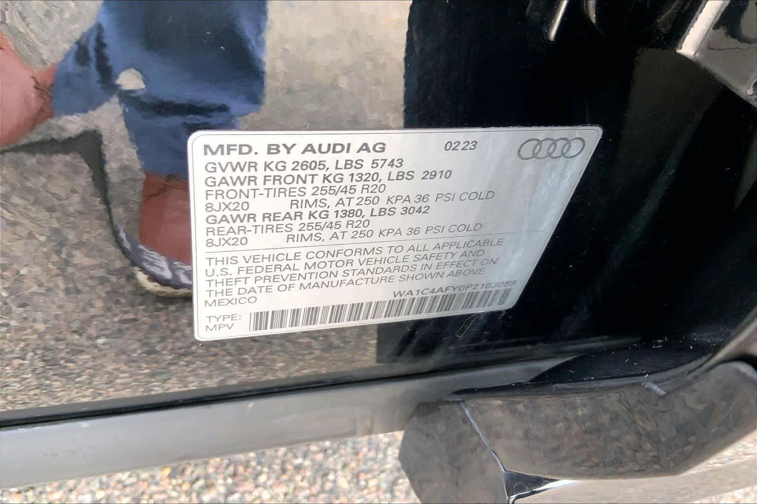 Used 2023 Audi SQ5 Prestige AWD/4WD image 31