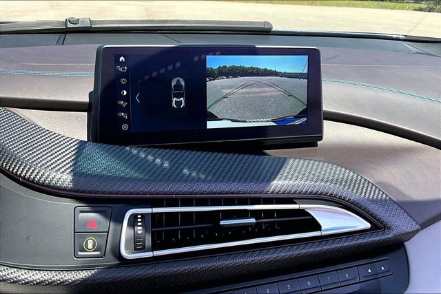 Used 2019 BMW i8 Roadster AWD/4WD image 13