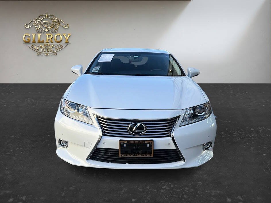 Used 2015 Lexus ES 350 w/ Luxury Package FWD image 2
