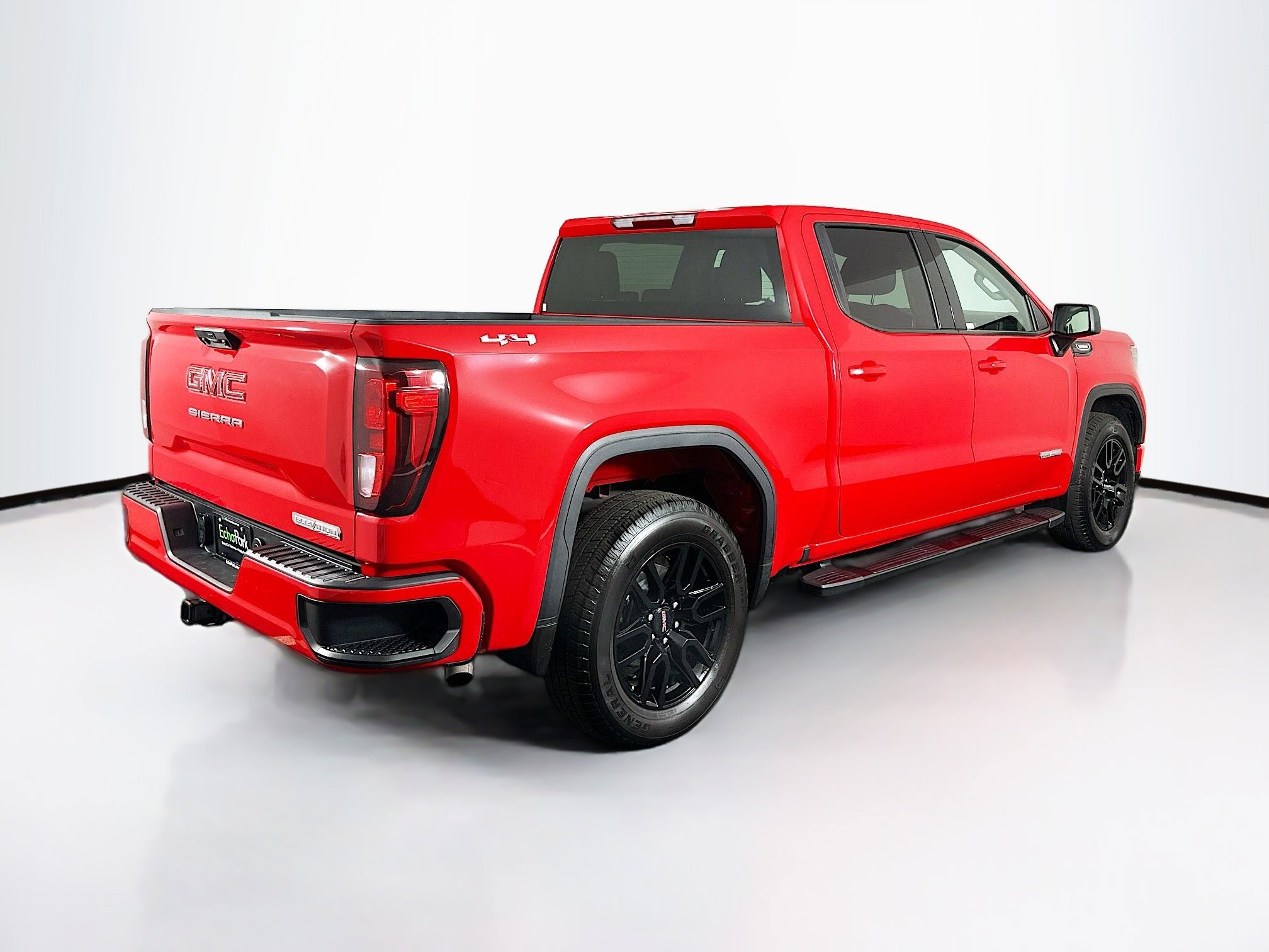 Used 2025 GMC Sierra 1500 Elevation image 9