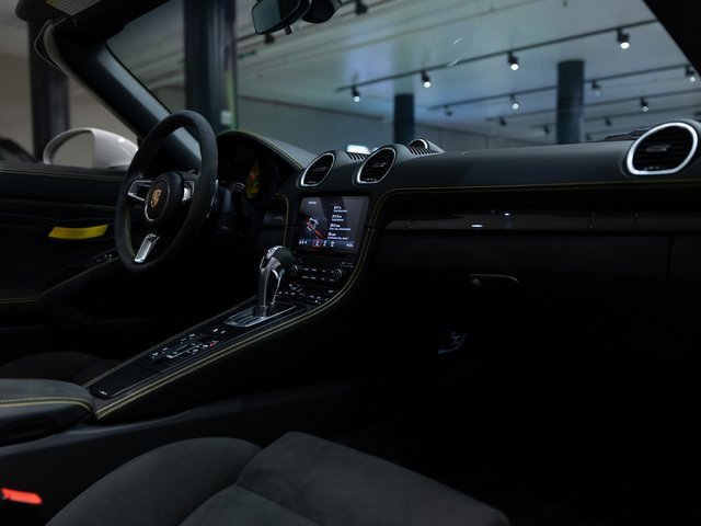 Certified 2022 Porsche 718 Boxster Spyder image 29