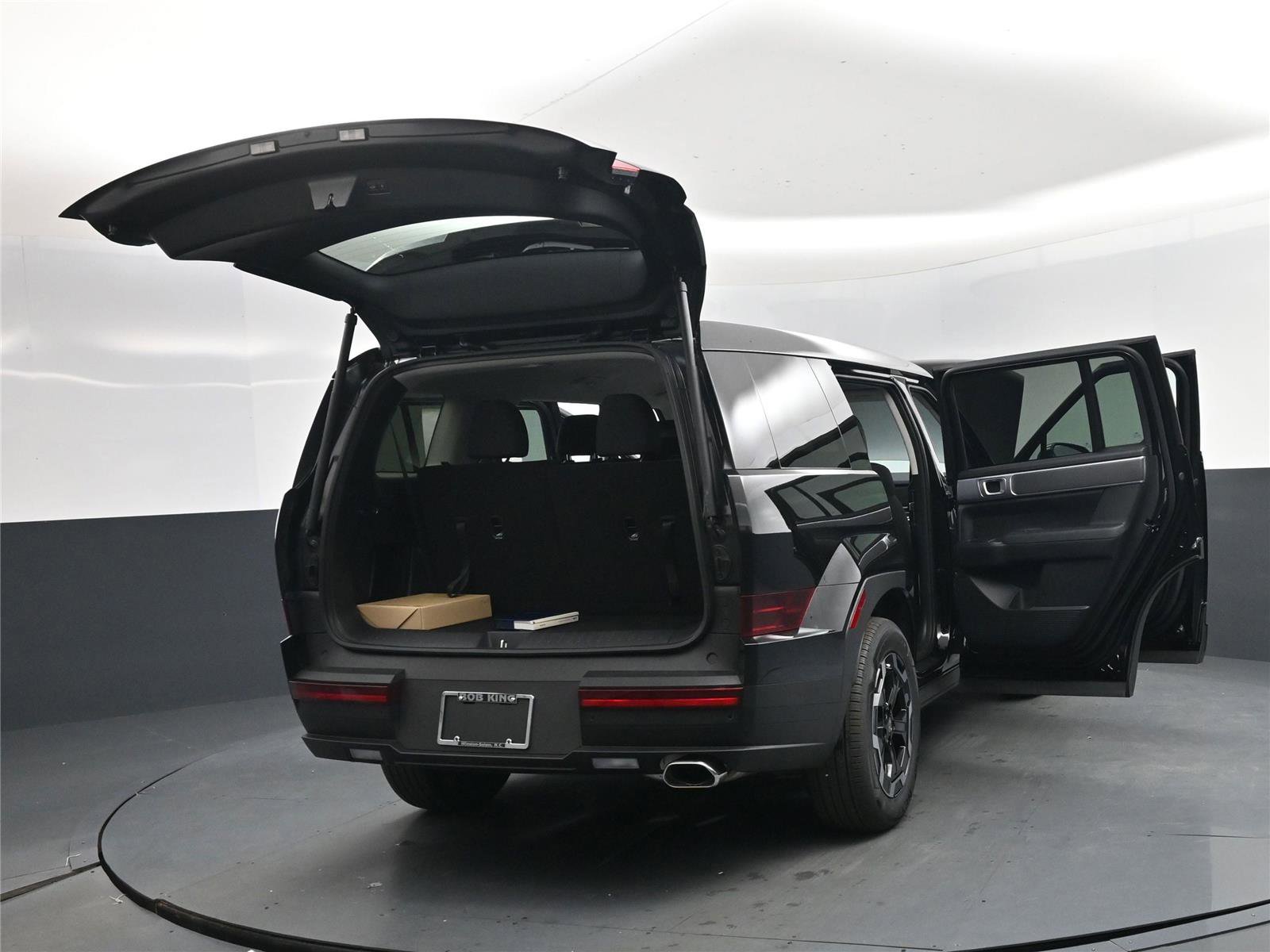 New 2026 Hyundai Santa Fe SE image 29