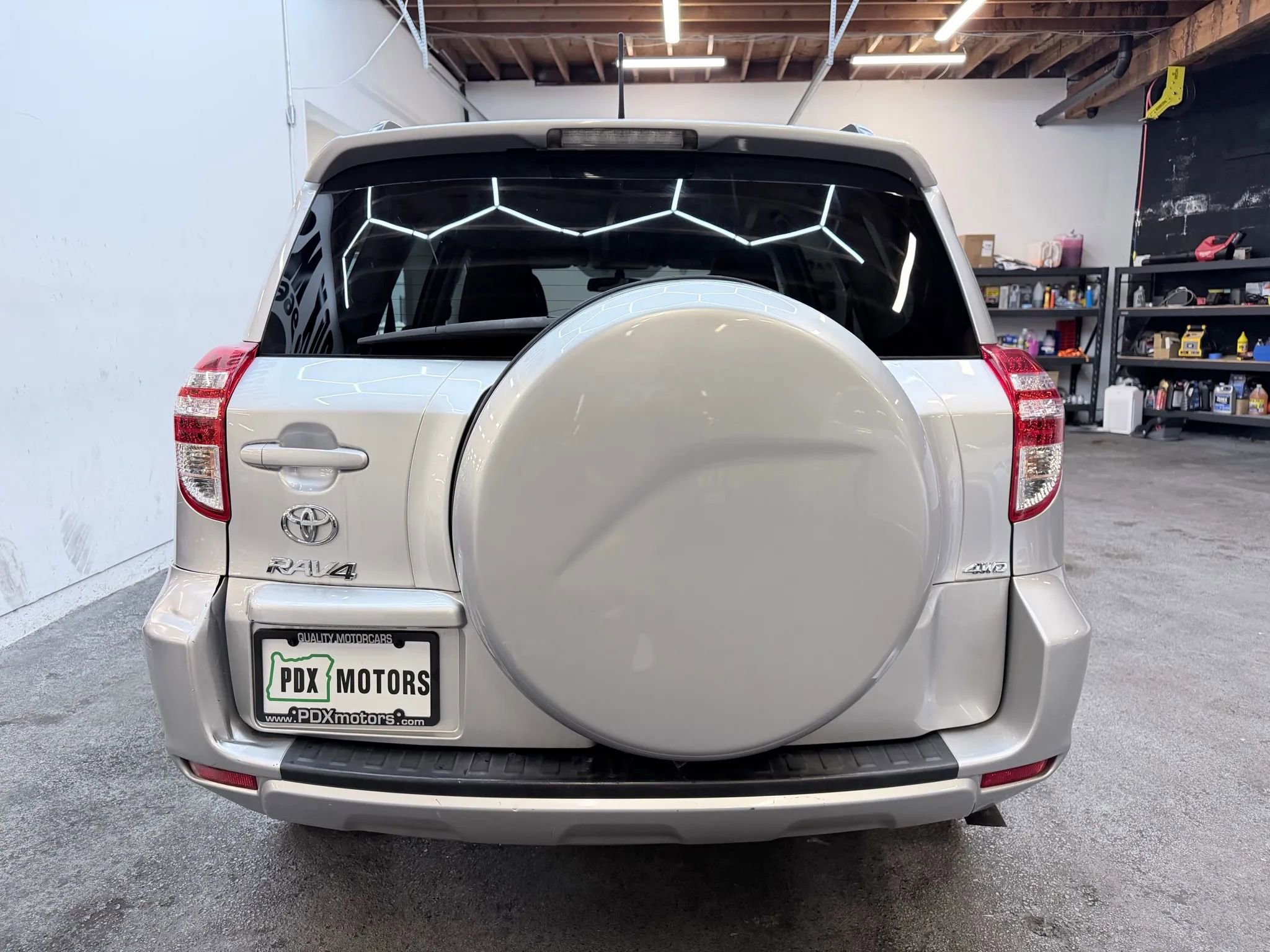 Used 2011 Toyota RAV4 4WD w/ Base L4 Extra Value Pkg image 6