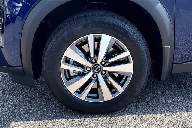 New 2026 Nissan Pathfinder SL FWD image 10
