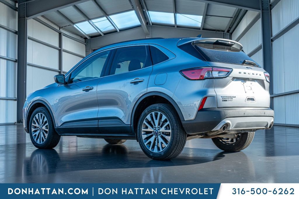 Used 2021 Ford Escape Titanium image 30