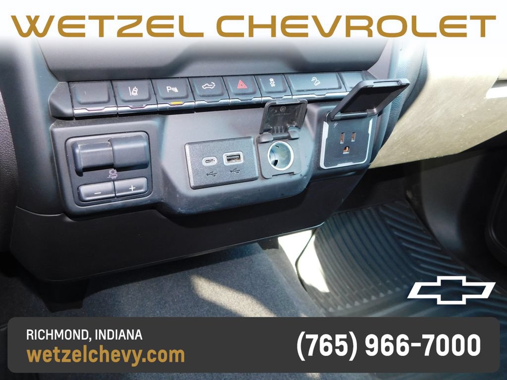 Used 2024 Chevrolet Silverado 2500 Custom w/ Custom Value Package AWD/4WD image 36