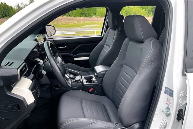 Used 2024 Toyota Tacoma TRD Off-Road AWD/4WD image 22