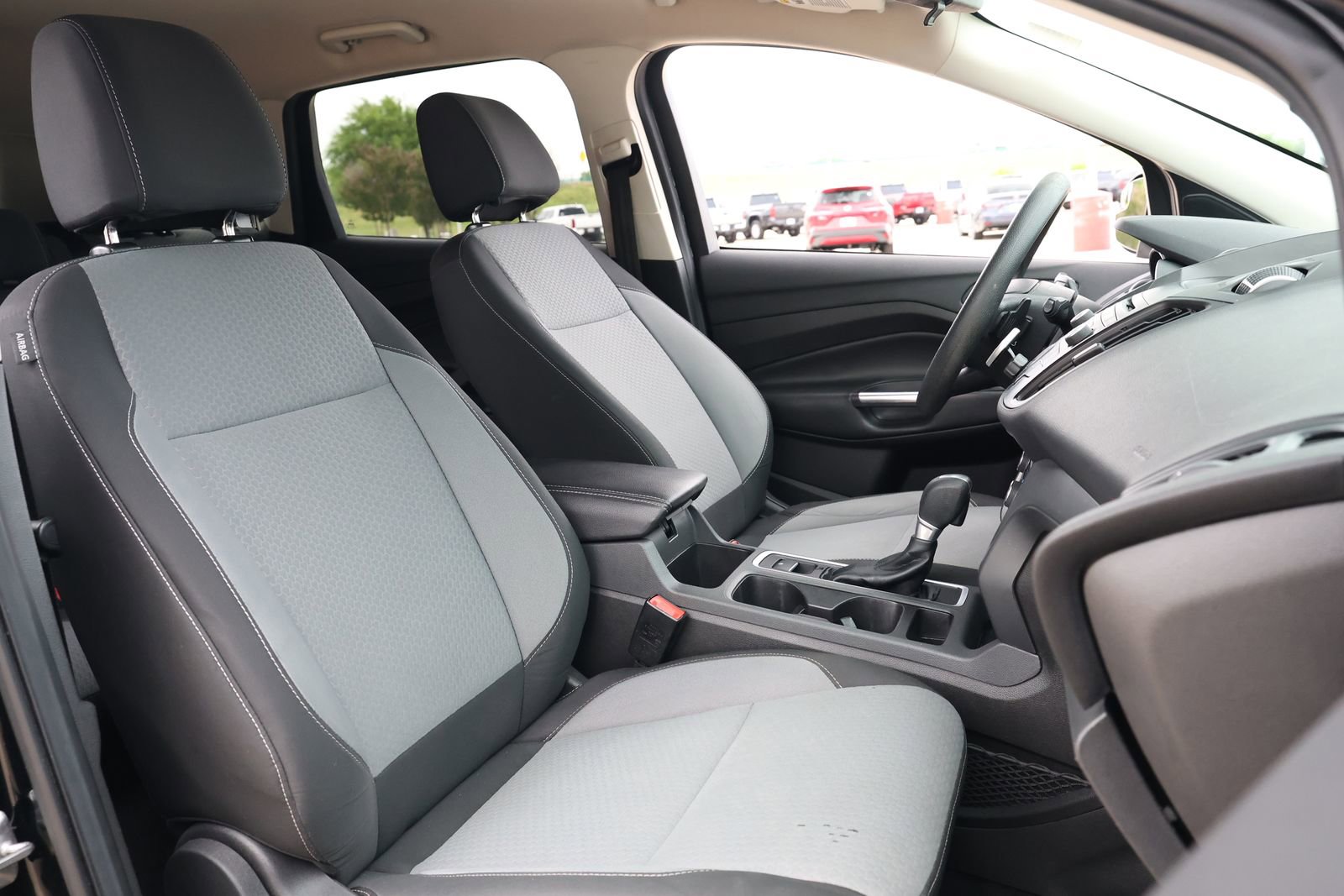 Used 2017 Ford Escape SE AWD/4WD image 27