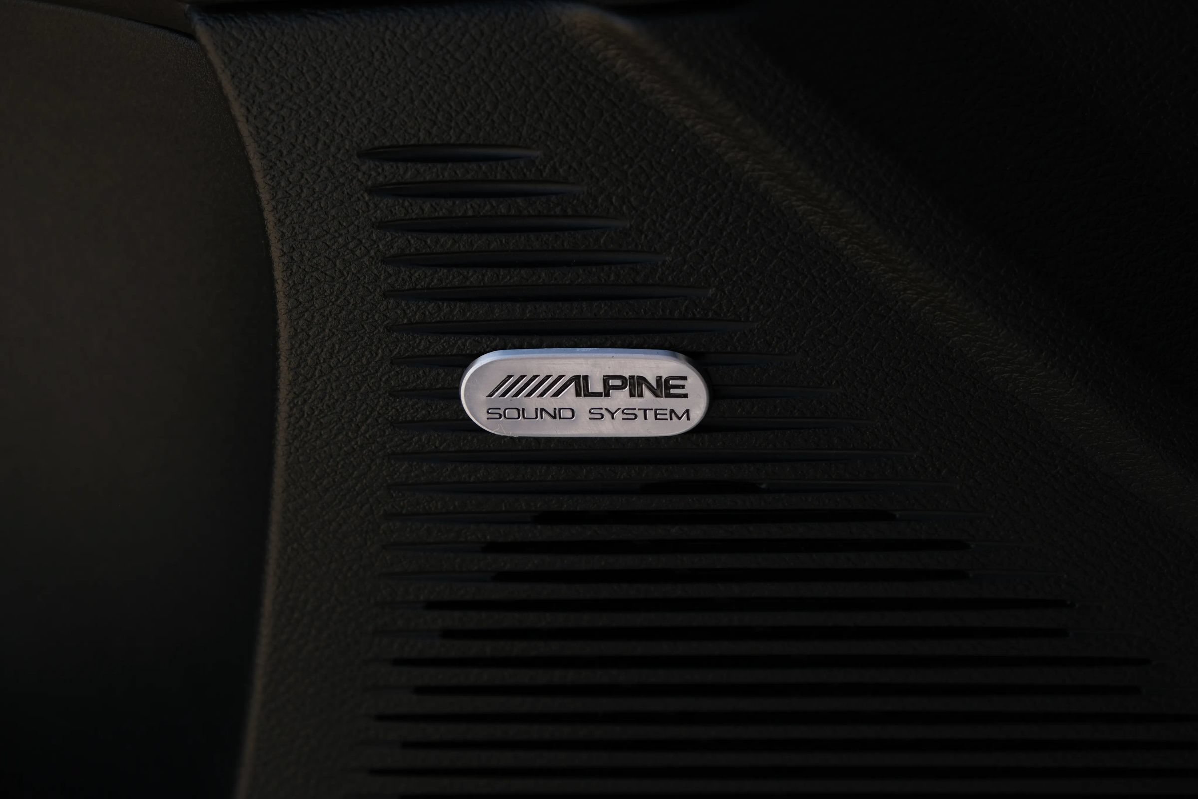 Used 2018 Dodge Challenger SXT Plus RWD image 30