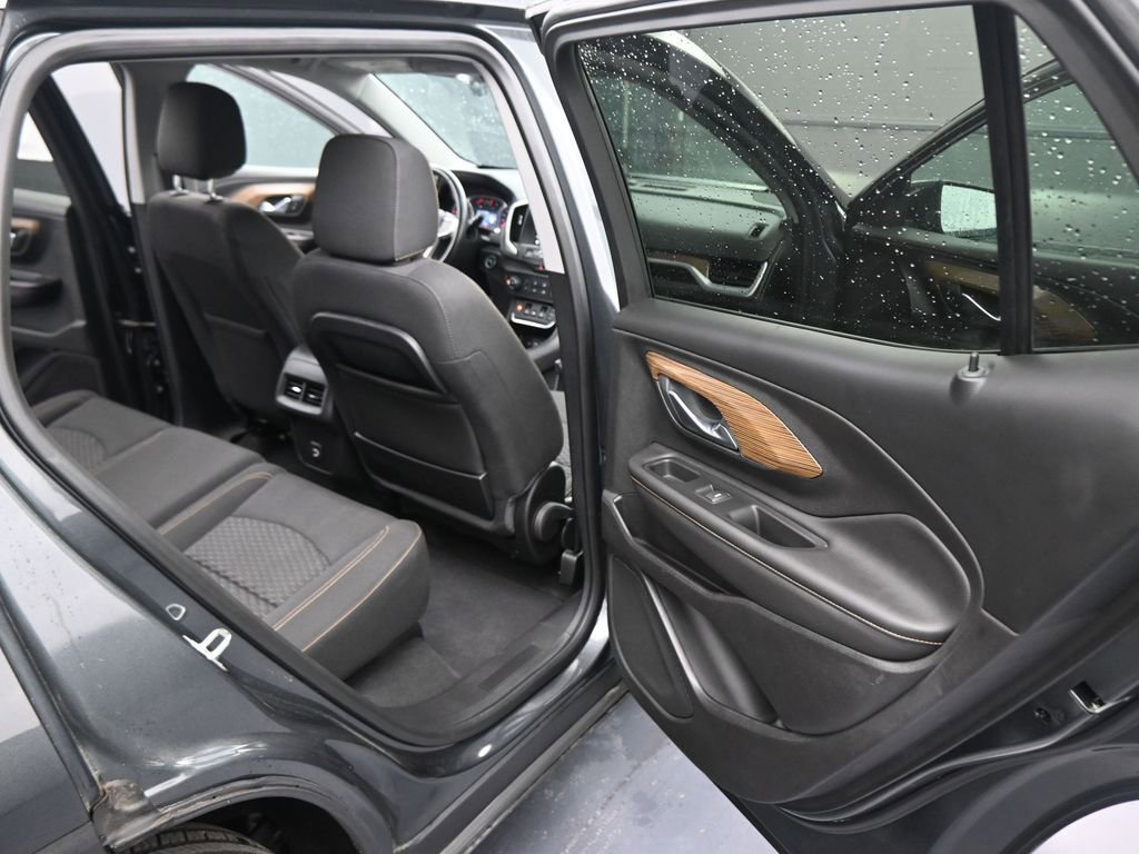 Used 2019 GMC Terrain SLE image 44