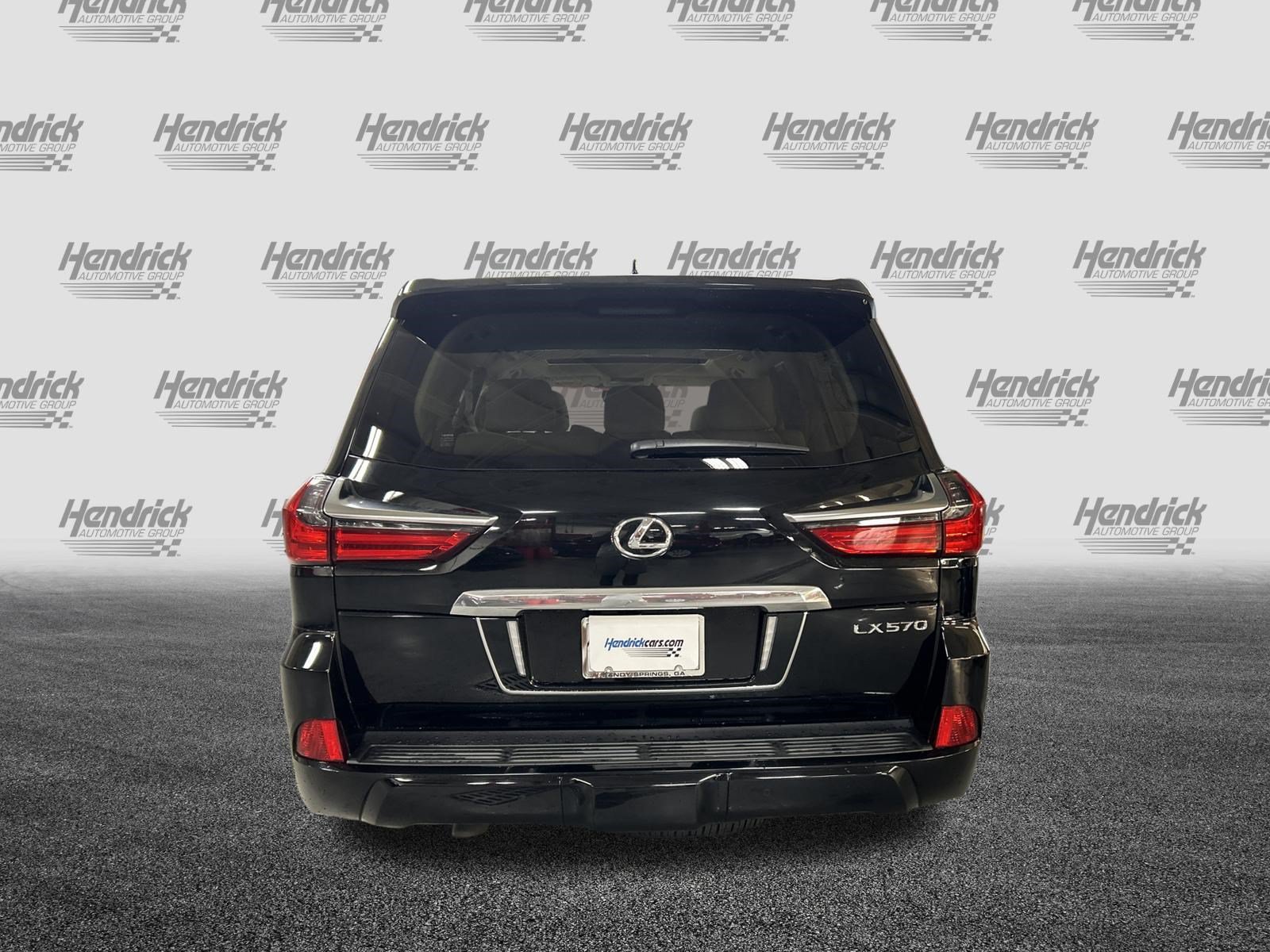 Used 2020 Lexus LX 570 4WD w/ Luxury Package image 9