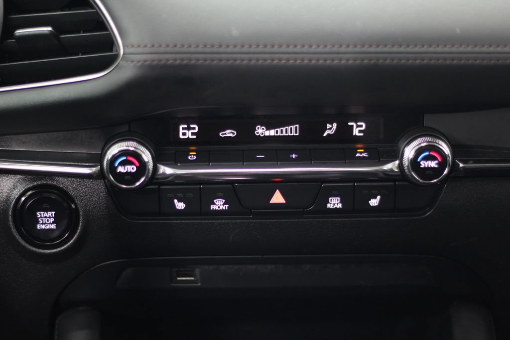 Used 2019 MAZDA MAZDA3 Sedan w/ Preferred Package FWD image 24