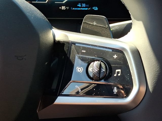 New 2027 BMW 550e xDrive AWD/4WD image 18