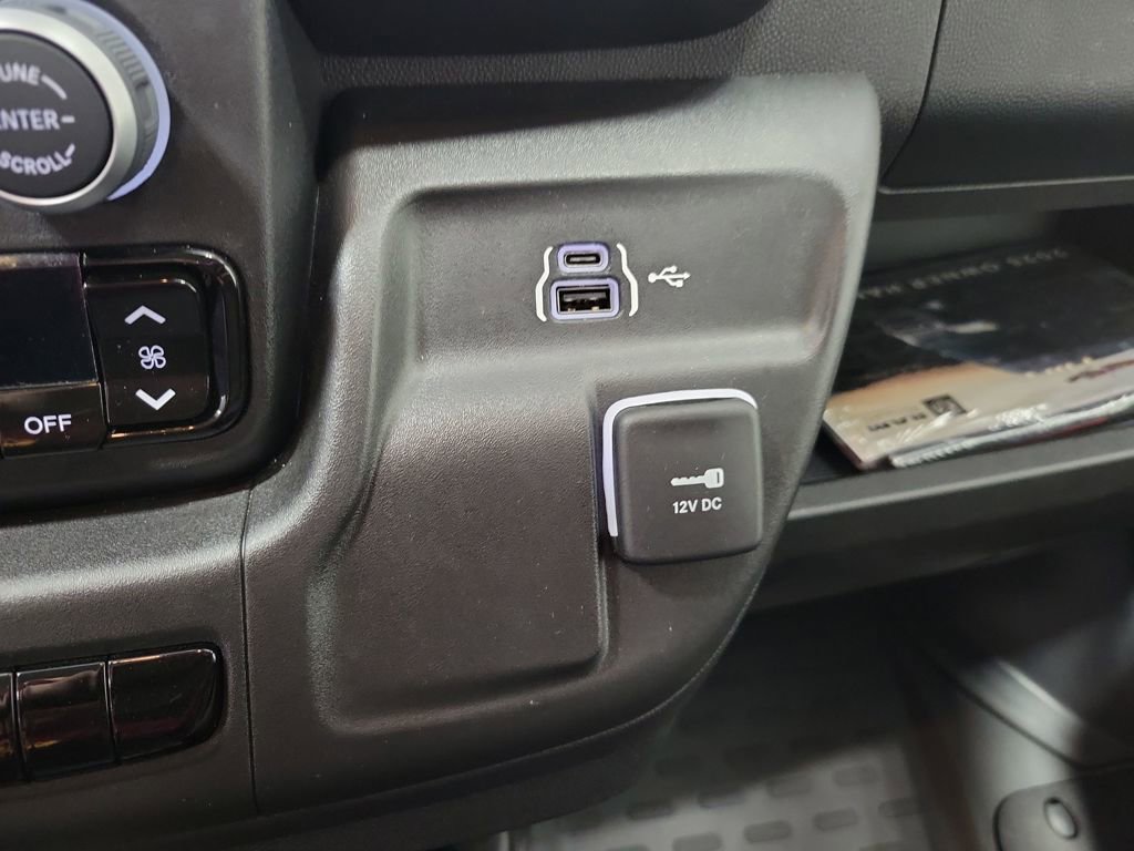 Used 2025 RAM ProMaster 1500 image 48