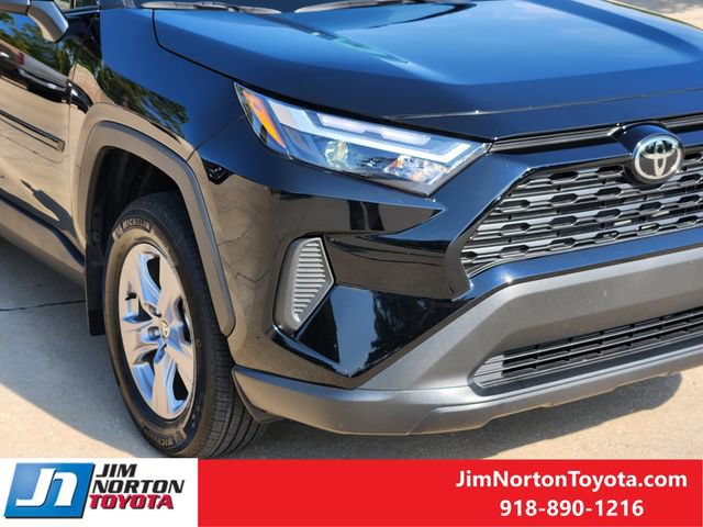 Used 2025 Toyota RAV4 XLE w/ Convenience Package FWD image 10