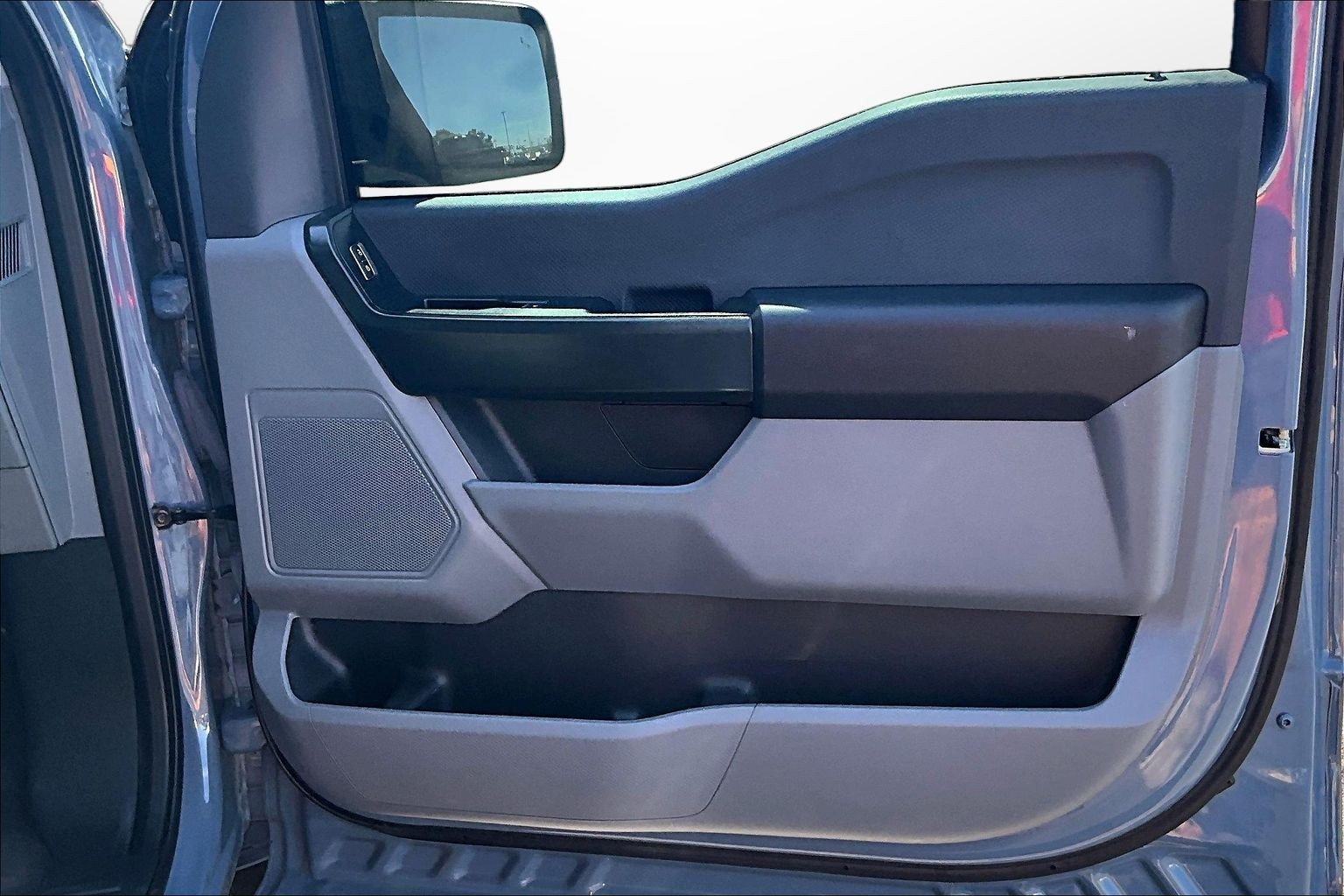 Used 2023 Ford F150 Lightning Pro AWD/4WD image 26