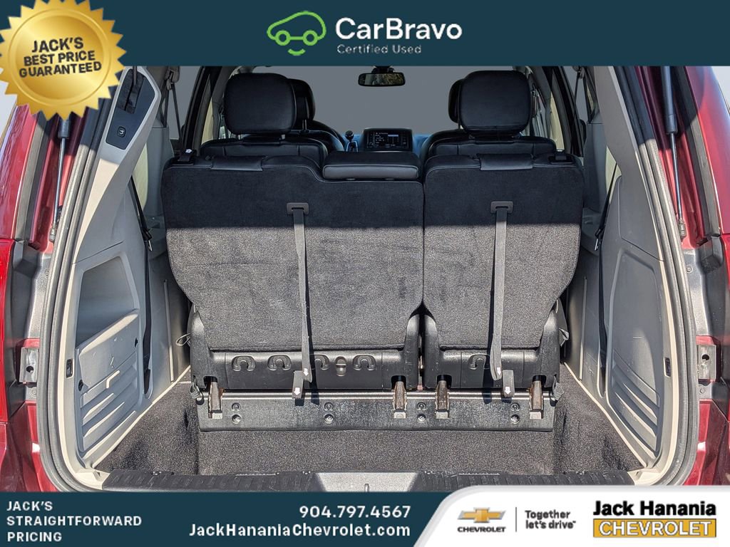 Used 2019 Dodge Grand Caravan SXT FWD image 12
