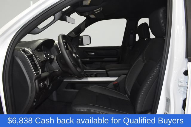 New 2026 RAM 1500 Express AWD/4WD image 33