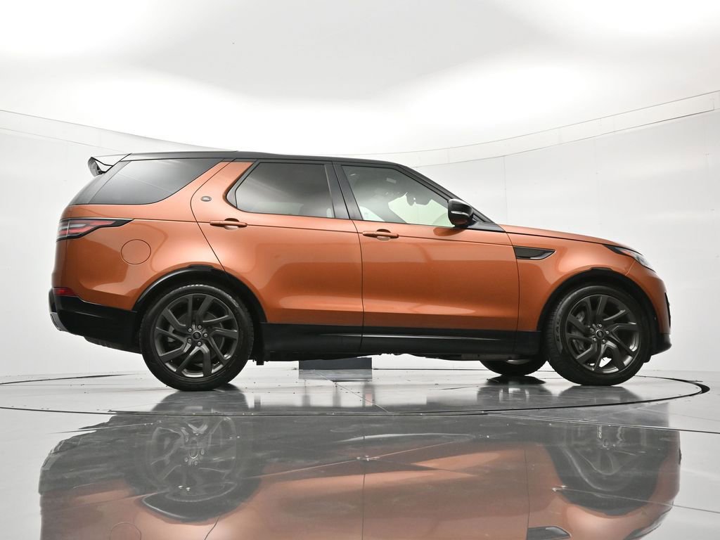 Used 2018 Land Rover Discovery HSE image 41